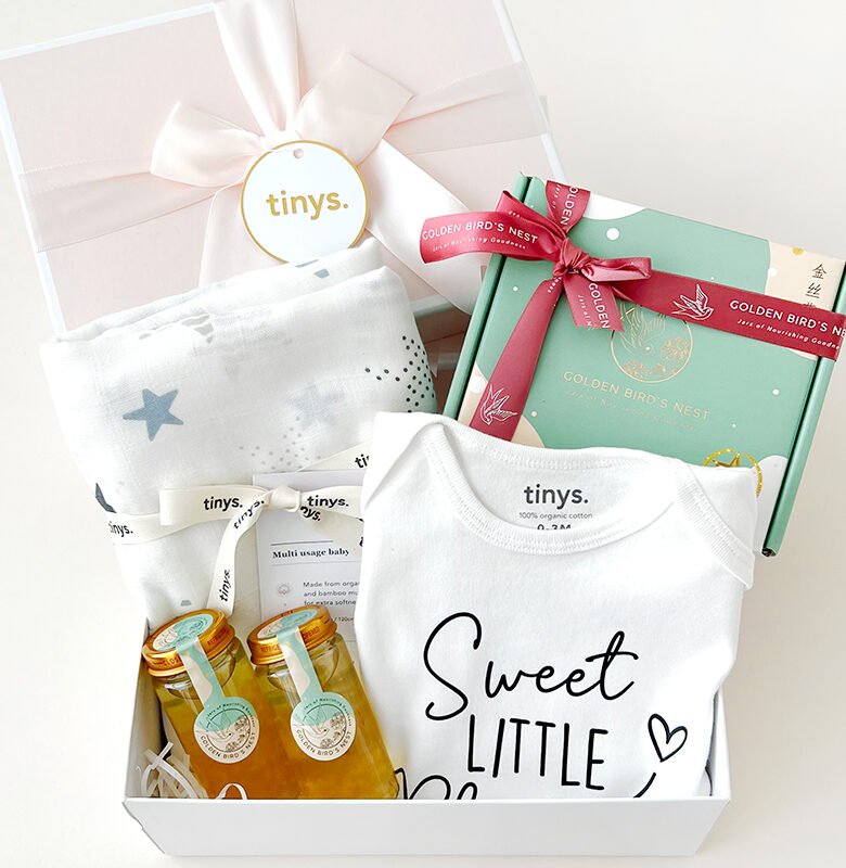 Tinys Personalised Bodysuit baby gift set personalised bodysuit