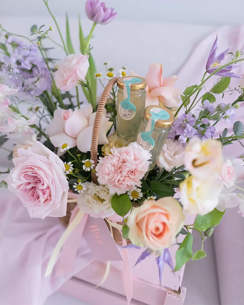 bird nest with flower gift set klang valley